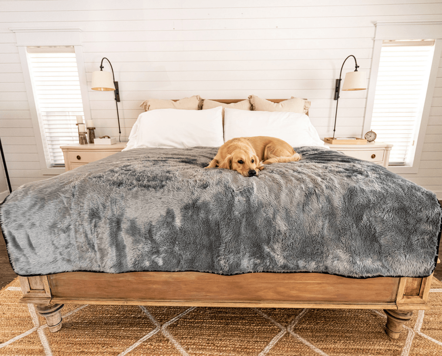 PupProtector™ Summer Short Fur Waterproof Throw Blanket - Charcoal Grey